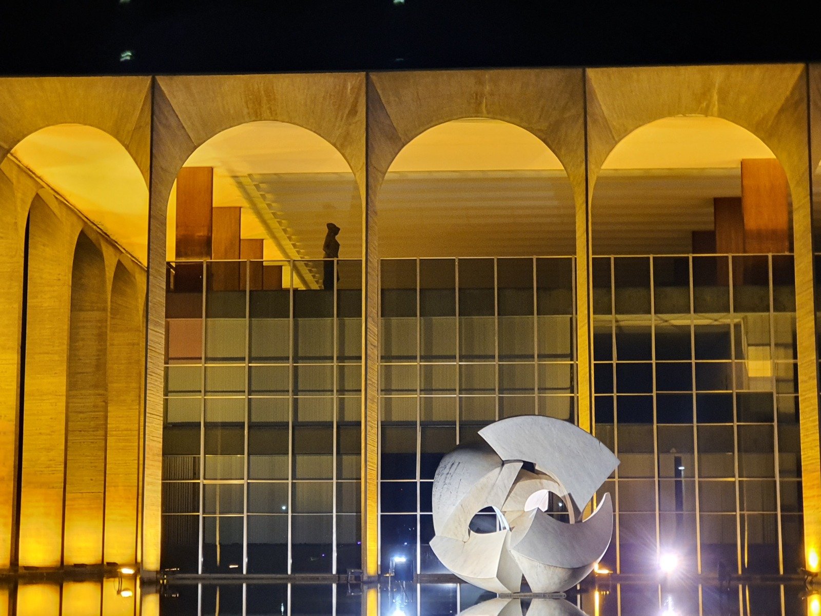Atuação Estratégica e Presença Institucional